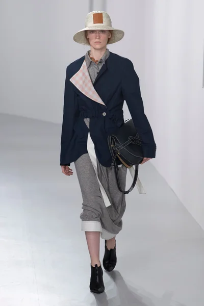Look 4